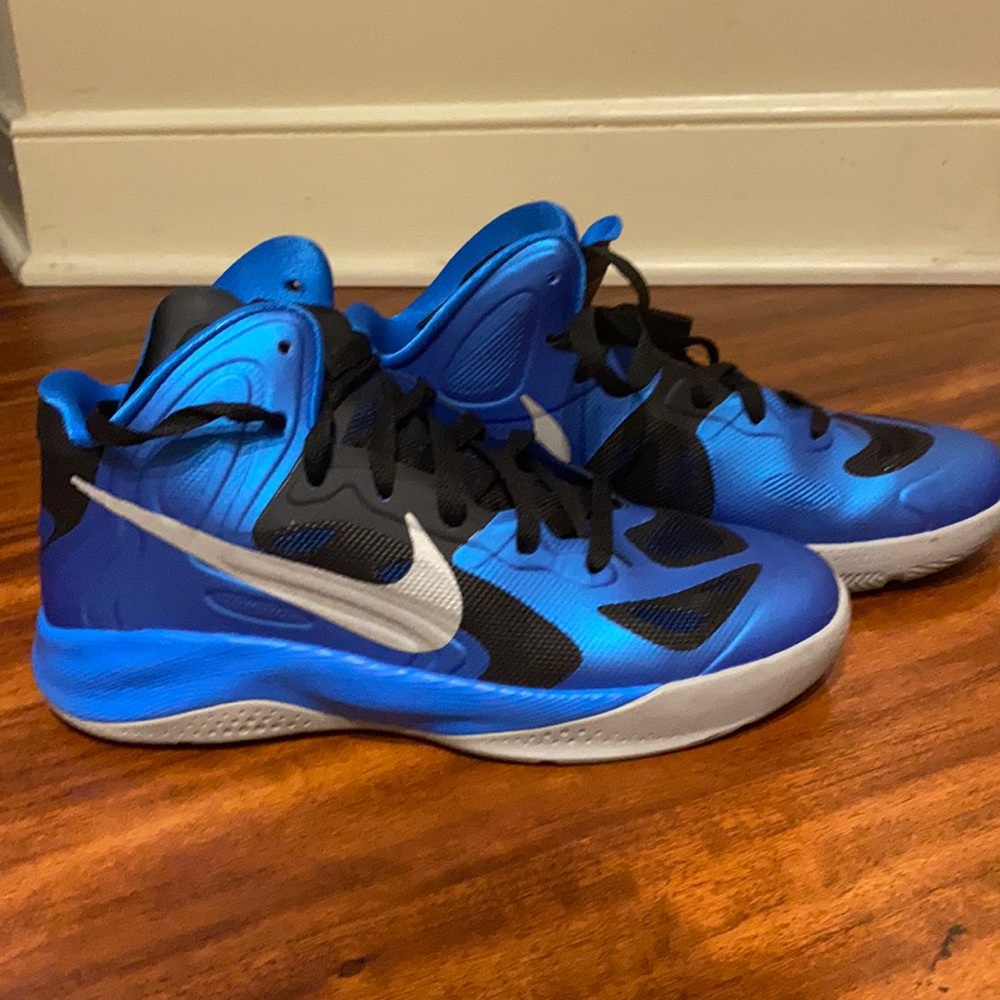 Boys Nike Hyperfuse Basketball Shoes